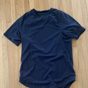 lululemon Men's Navy Short-Sleeve Crew Neck Shirt